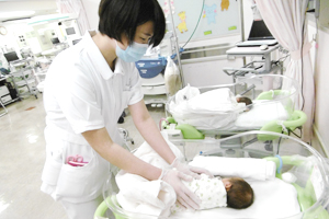 新生児強化治療室　GCU（Growing Care Unit）